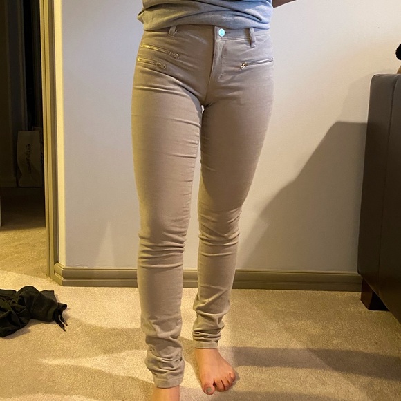 Club Monaco Mid Rise Pants - Picture 4 of 5